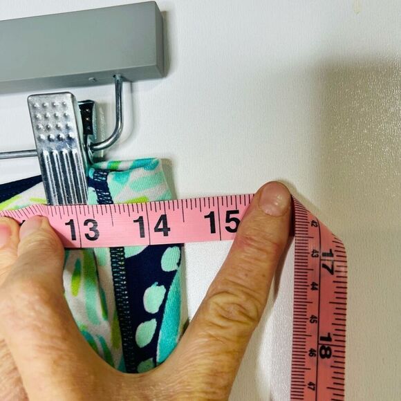 Lilly Pulitzer Blue Green Tropical Mesh Insert Workout Pants - Picture 6 of 13